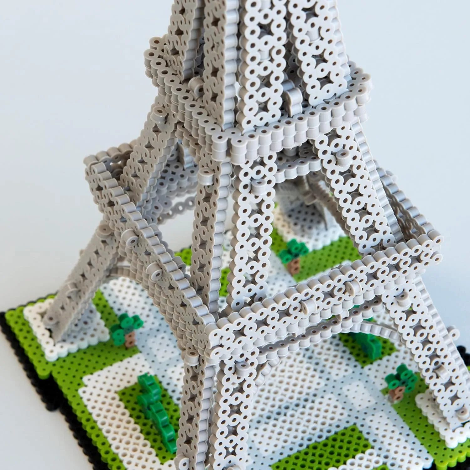 Perler 80-57243 Eiffel Tower 3D Fused Bead Craft Activity Kit, 4" W x 17.5" H, Multicolor, 8009 Pieces