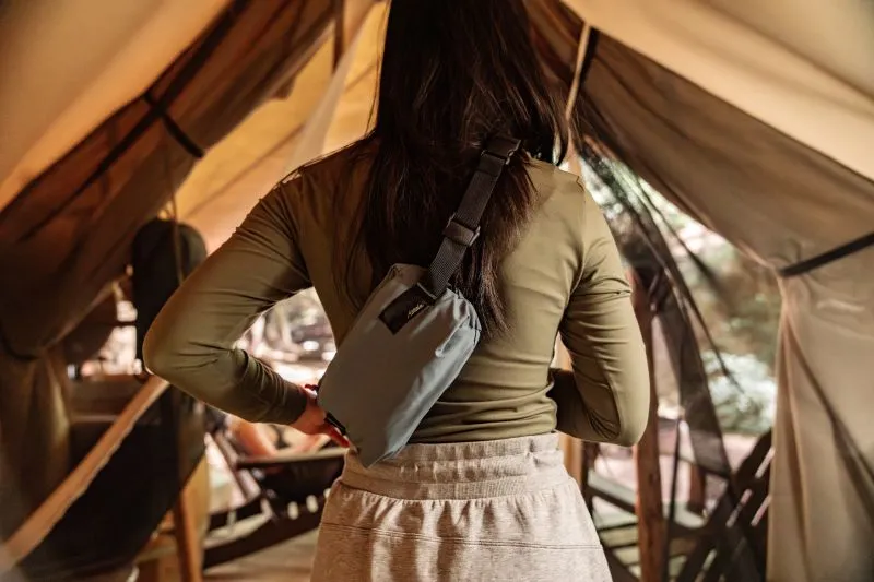 ReFraction Packable Sling - Black