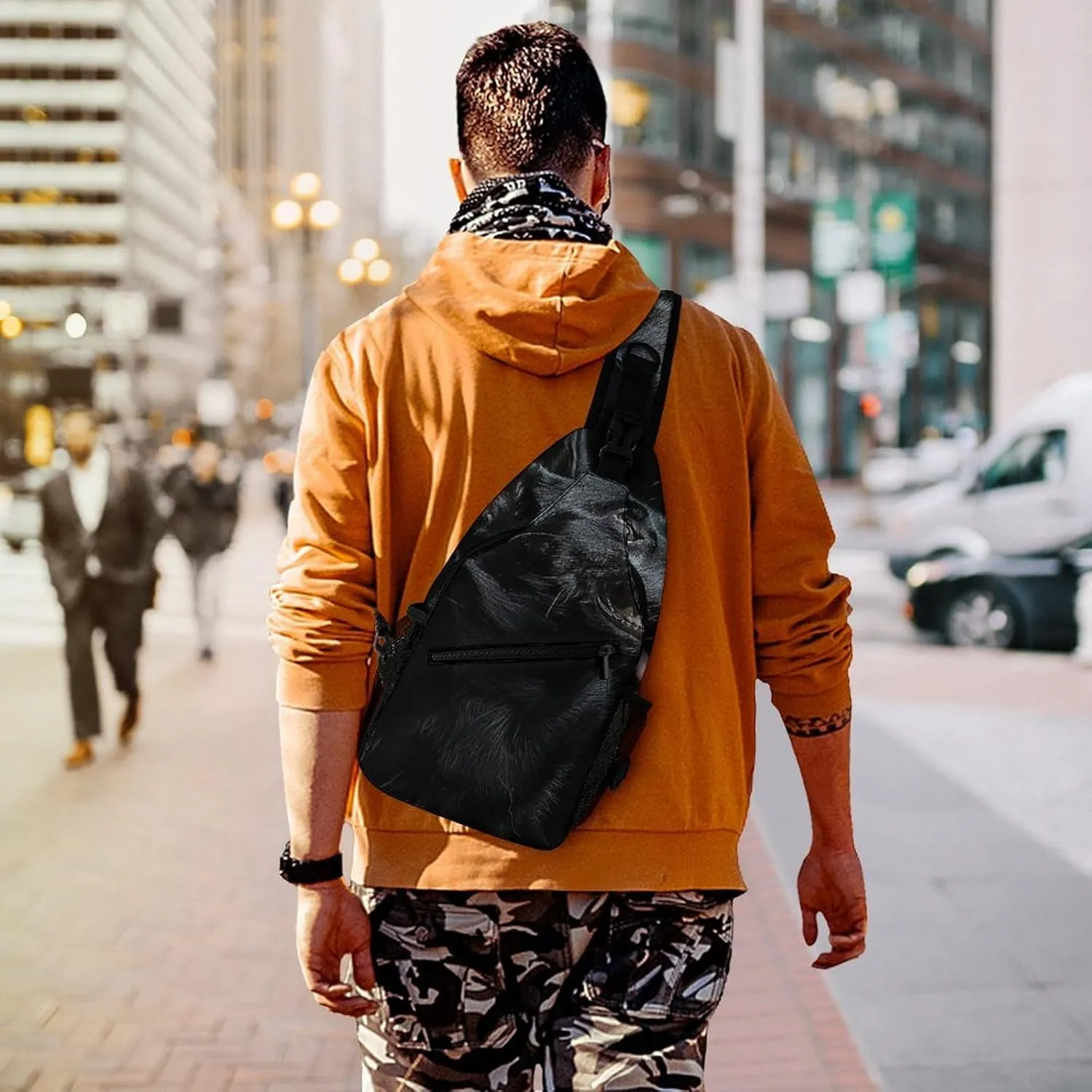 Sling Bag for Women Men Chest Bag Black Dog Looking Up Daypack Fanny Pack Cross Body Bag for Traveling