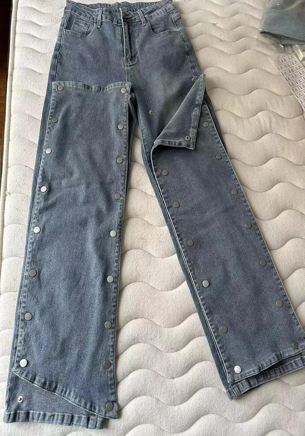 Tbahhir Baggy Cargo Jeans for Women Distressed Irregular High Waisted Wide Leg Boyfriend Y2K Denim Pants with Pockets