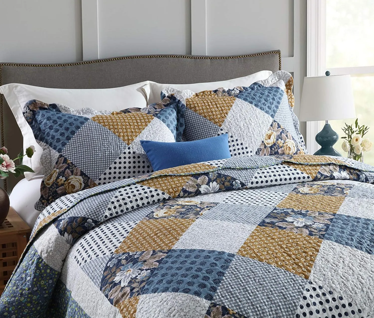 Travan 3-Piece Queen Quilt Sets with Shams Oversized Bedding Bedspread Reversible Soft Coverlet Set, Queen Size