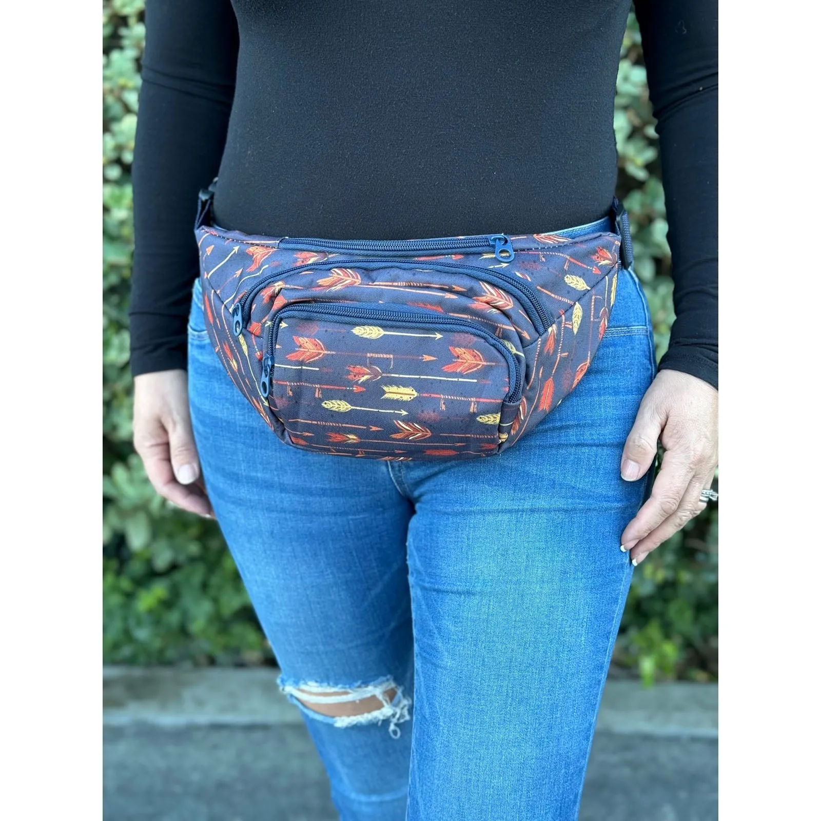 World Traveler Fashion Prints Fanny Pack Waist Pack - Western Arrows