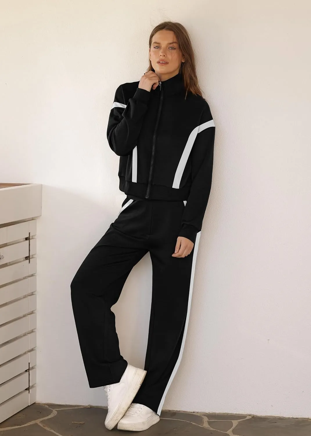 XIEERDUO Lounge Sets for Women 2025 Sweatsuit 2 Piece Outfits Sweatshirt Wide Leg Sweatpant Tracksuit Matching Set