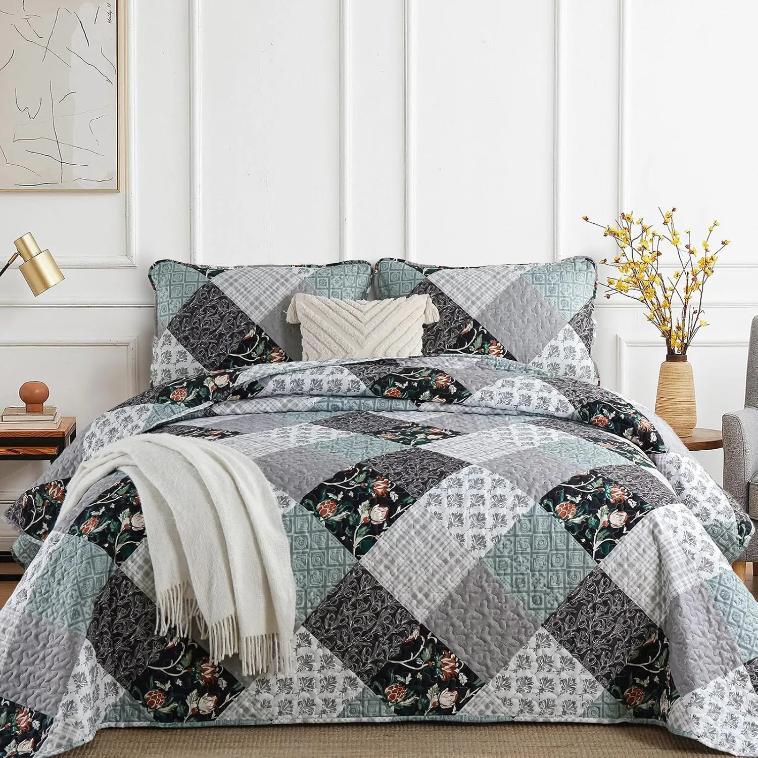 Xruibed Floral Plaid Patchwork Quilt Set King Size 3 Pieces Blue Gray Bedspread Set Reversible Quilt Bedding Set Microfiber Bedding Bedspread Coverlet Set for All Season(King,104"X90")